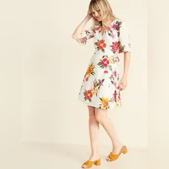 Old Navy White Tropical Floral Waist-Defined Bell-Sleeve Faux-Wrap Dress Size M - Picture 2 of 11